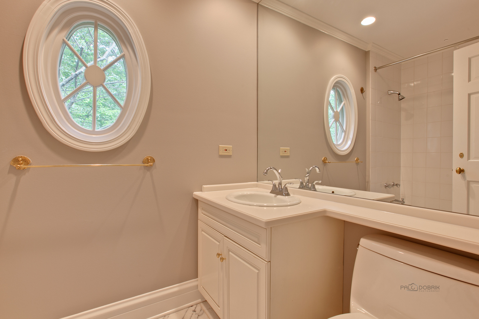427 N Sheridan Road Property Photo 40