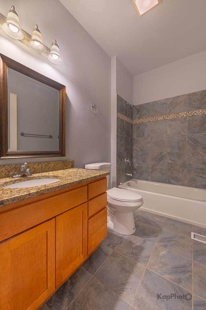 3607 W 53rd Street 5 Property Photo 17