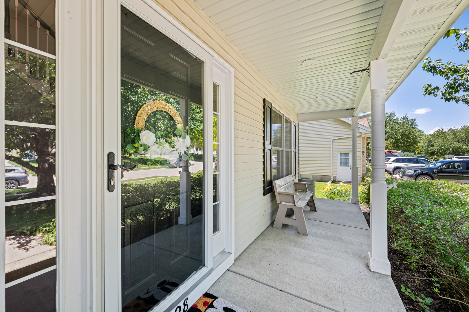 1198 Bridgeview Place Property Photo 4