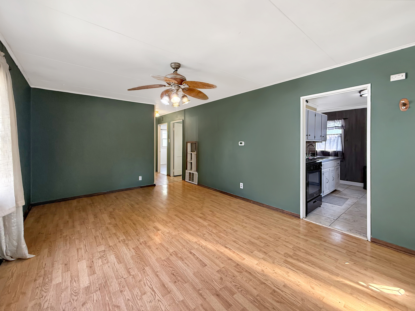 1357 Fairlawn Drive Property Photo 7