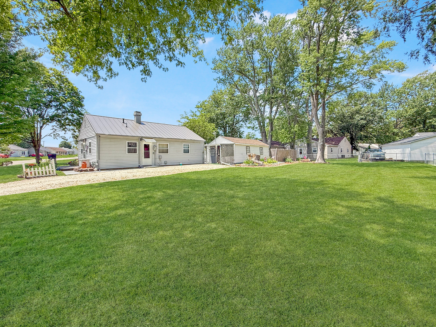 1357 Fairlawn Drive Property Photo 16