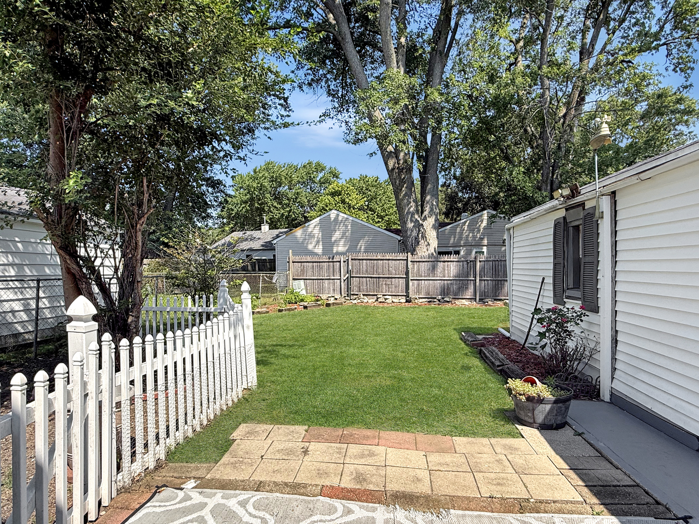 1357 Fairlawn Drive Property Photo 17