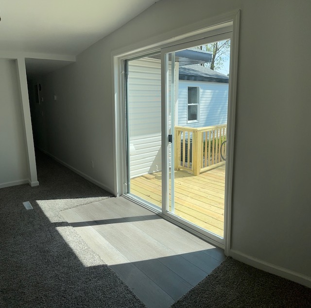 110 N Robert Drive Property Photo 2