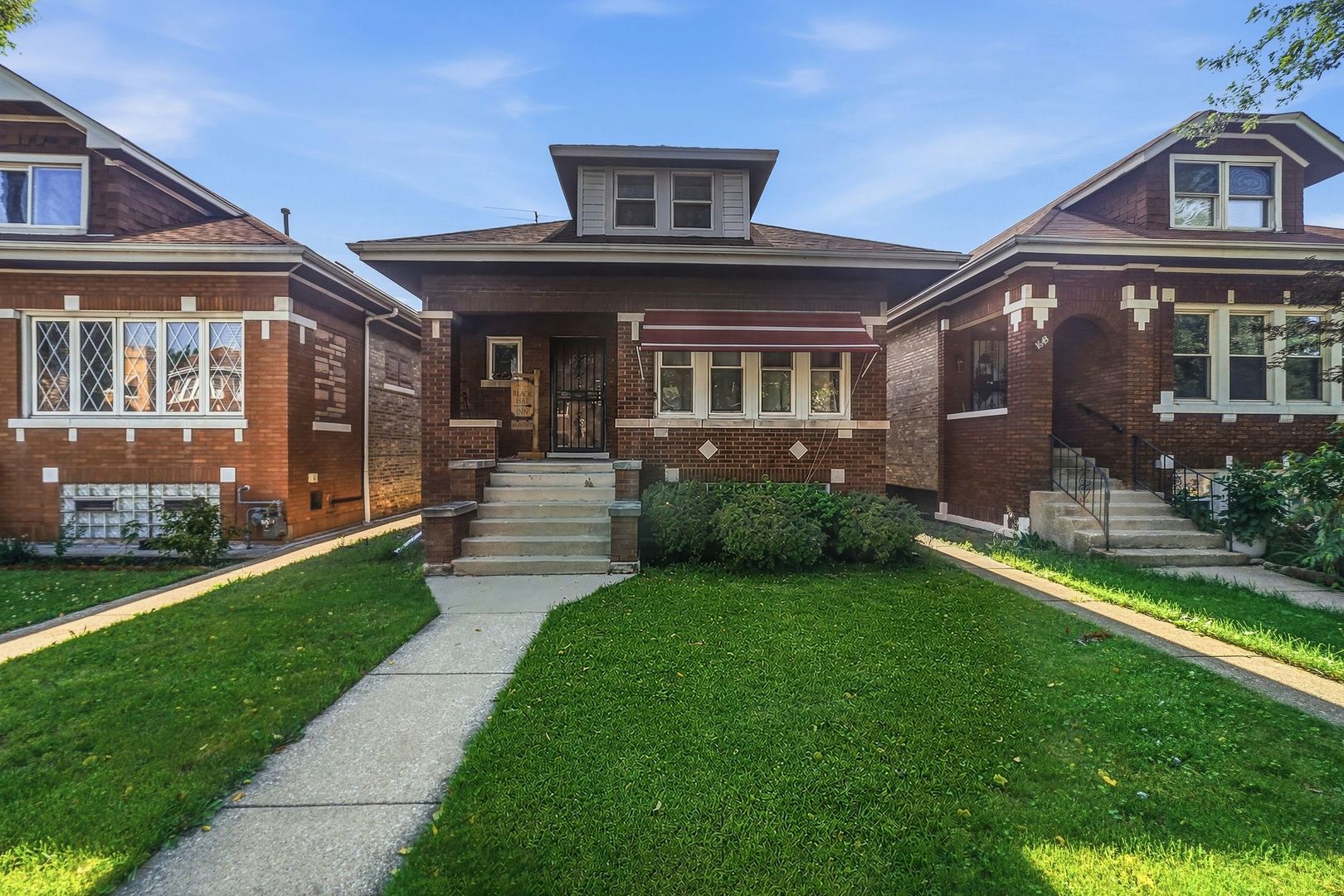 1641 Ridgeland Avenue Property Photo 1