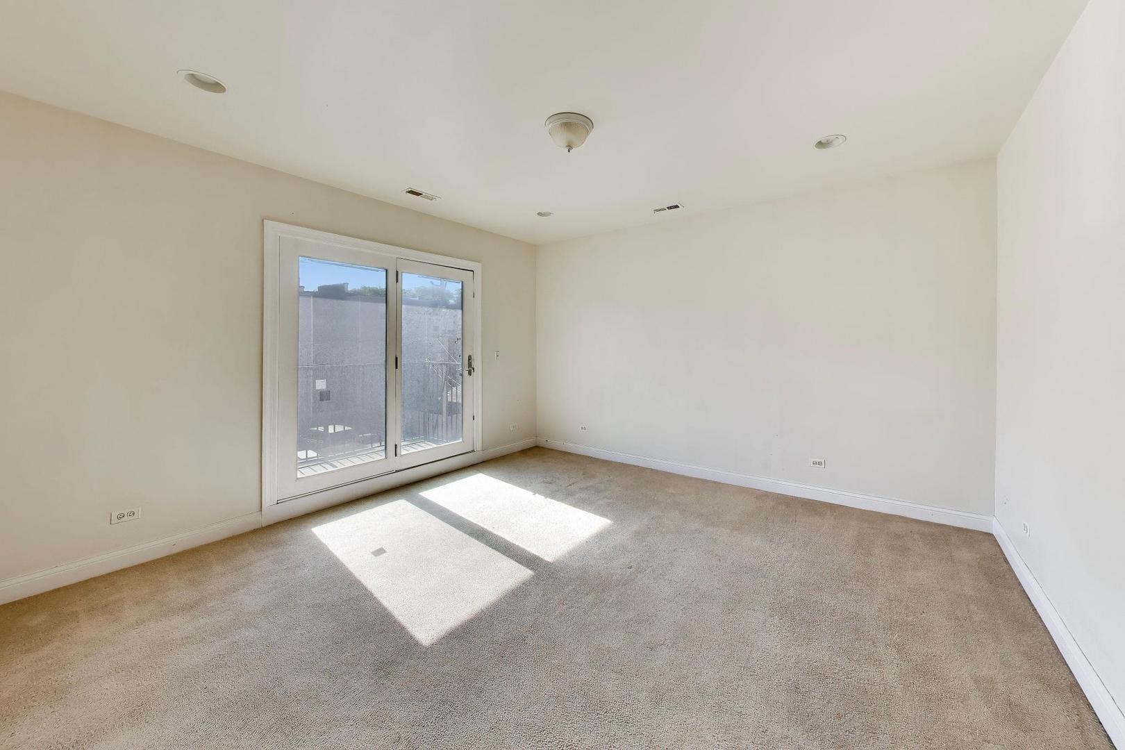 6835 S Cornell Avenue 2s Property Photo 10