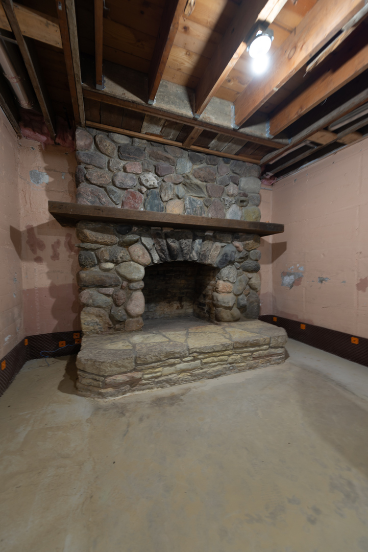 1045 N 5th Avenue Property Photo 56