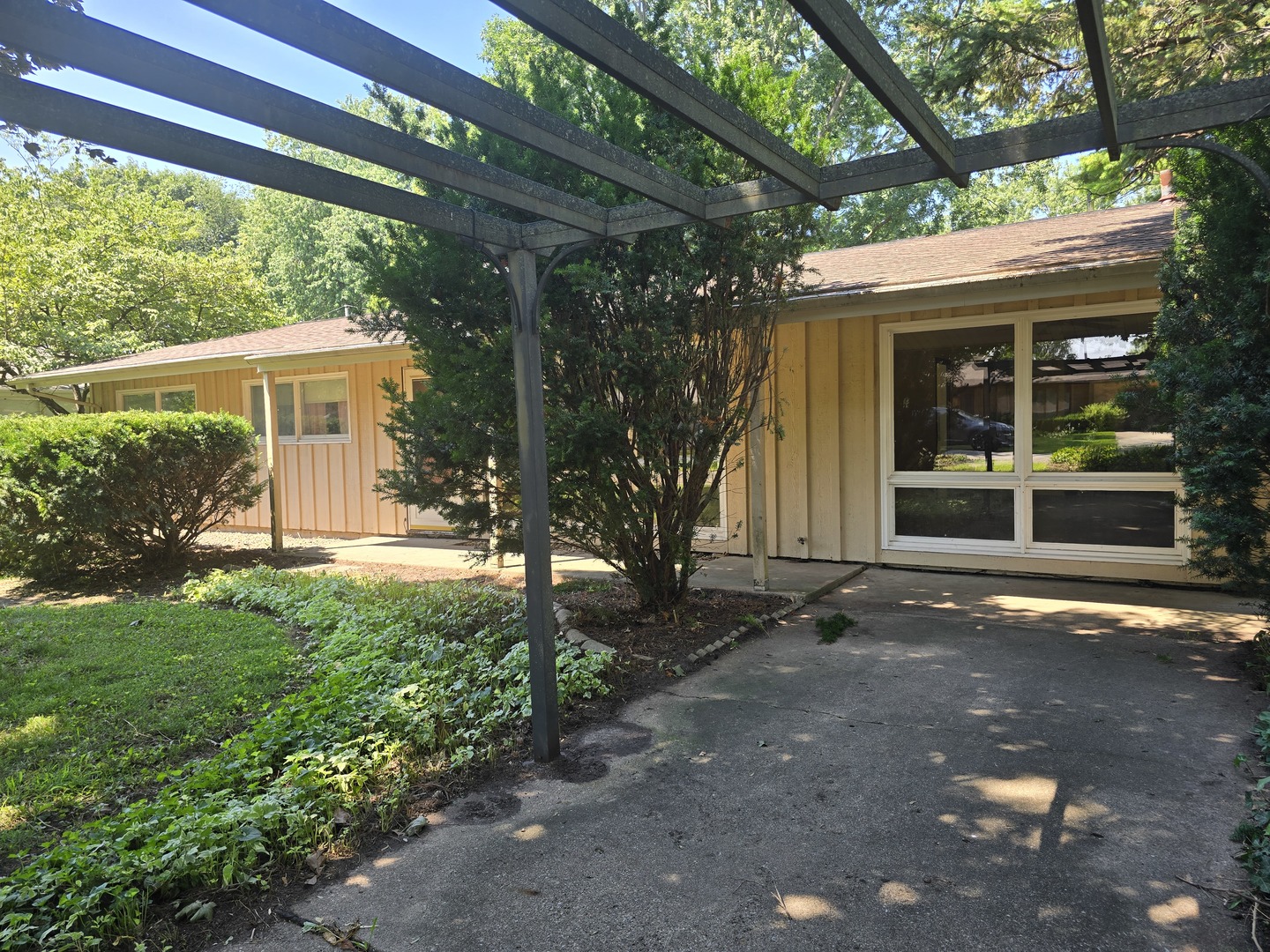 1719 Mcdonald Drive Property Photo 3