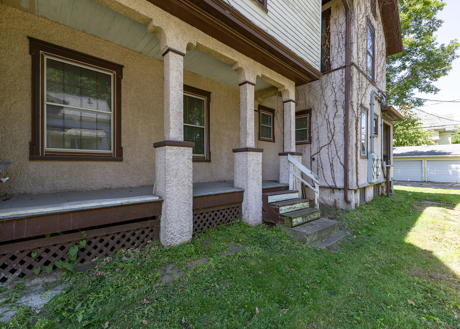 728 21st Street Property Photo 4