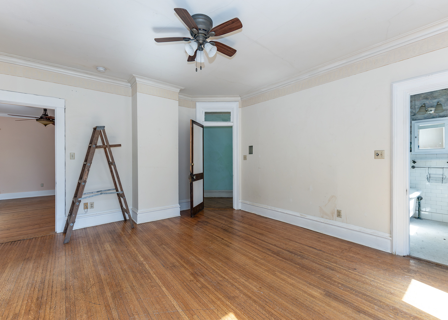 728 21st Street Property Photo 27