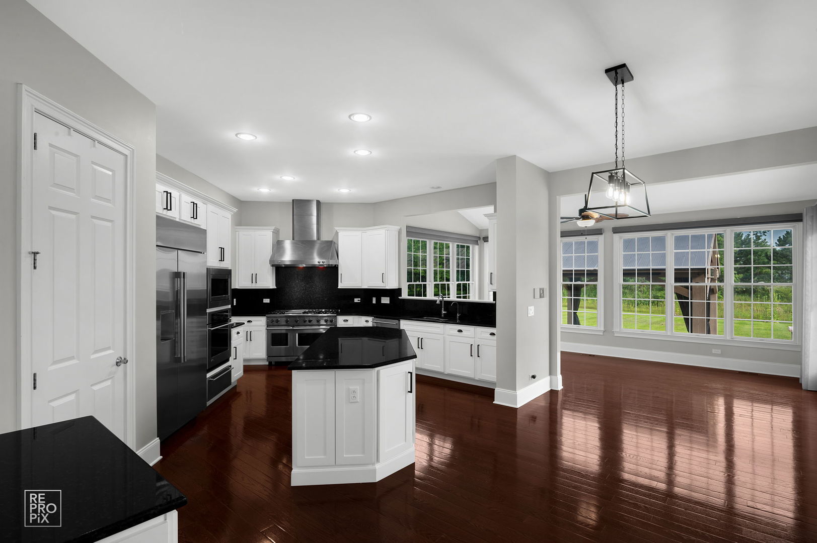 23 Wood Oaks Drive Property Photo 18
