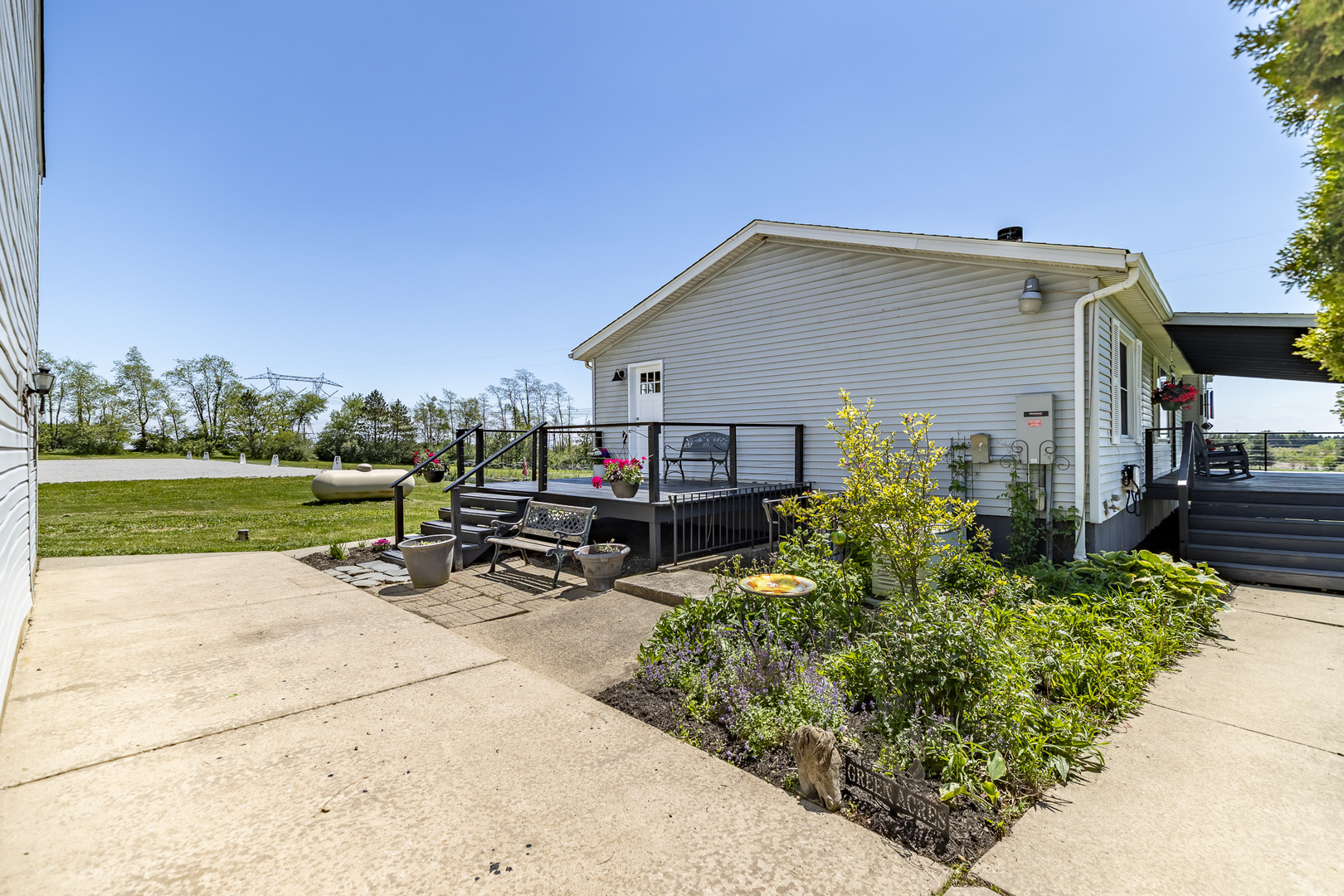 16321 Colorado Street Property Photo 3