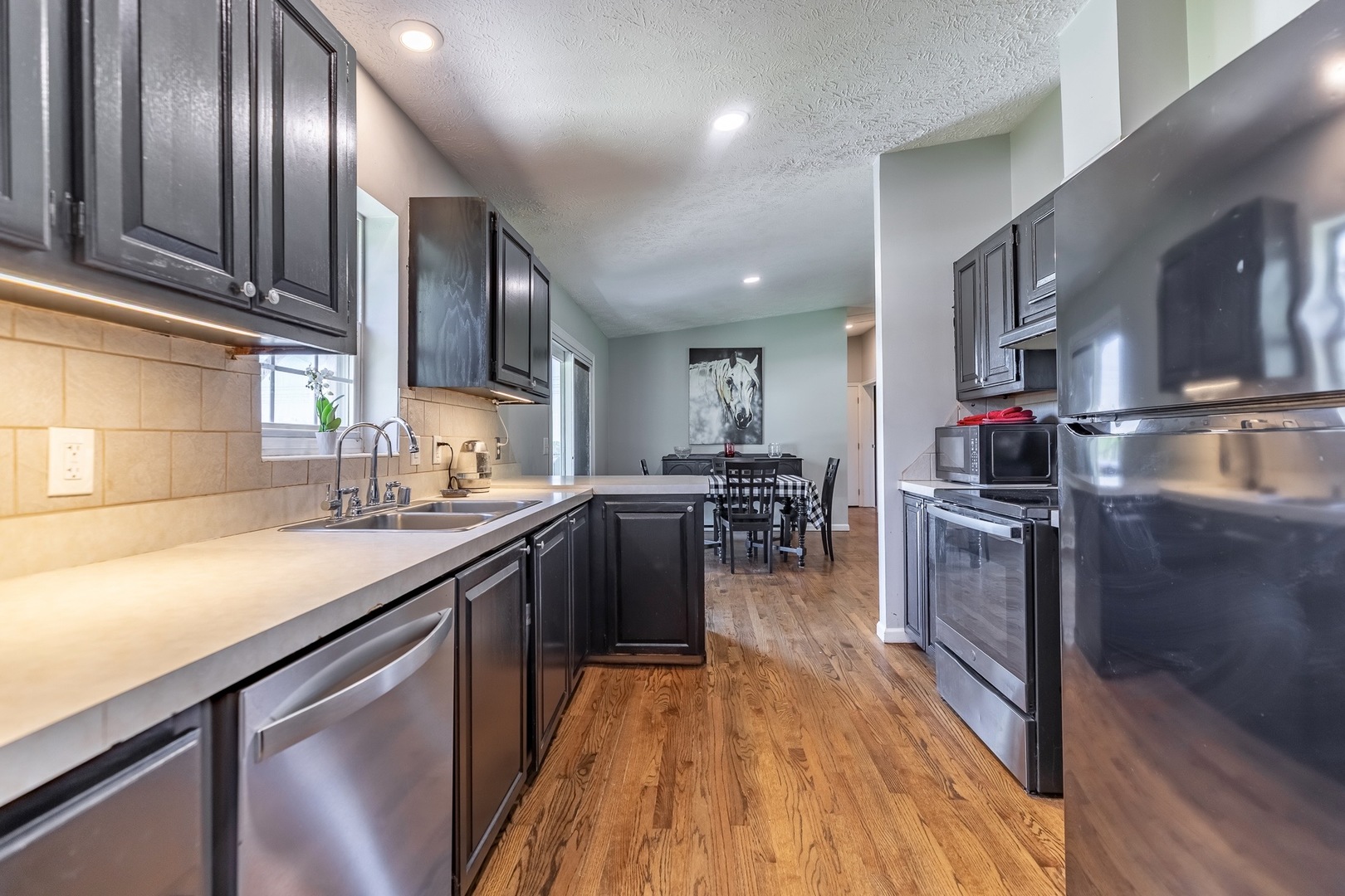 16321 Colorado Street Property Photo 12