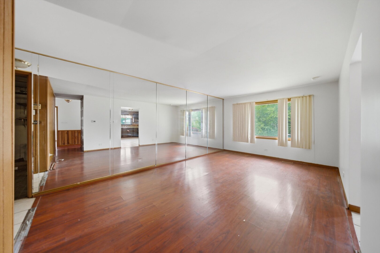 17790 Harvard Lane Property Photo 3