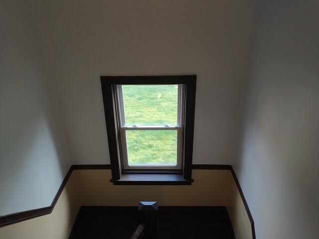 6223 S Vernon Avenue Property Photo 3