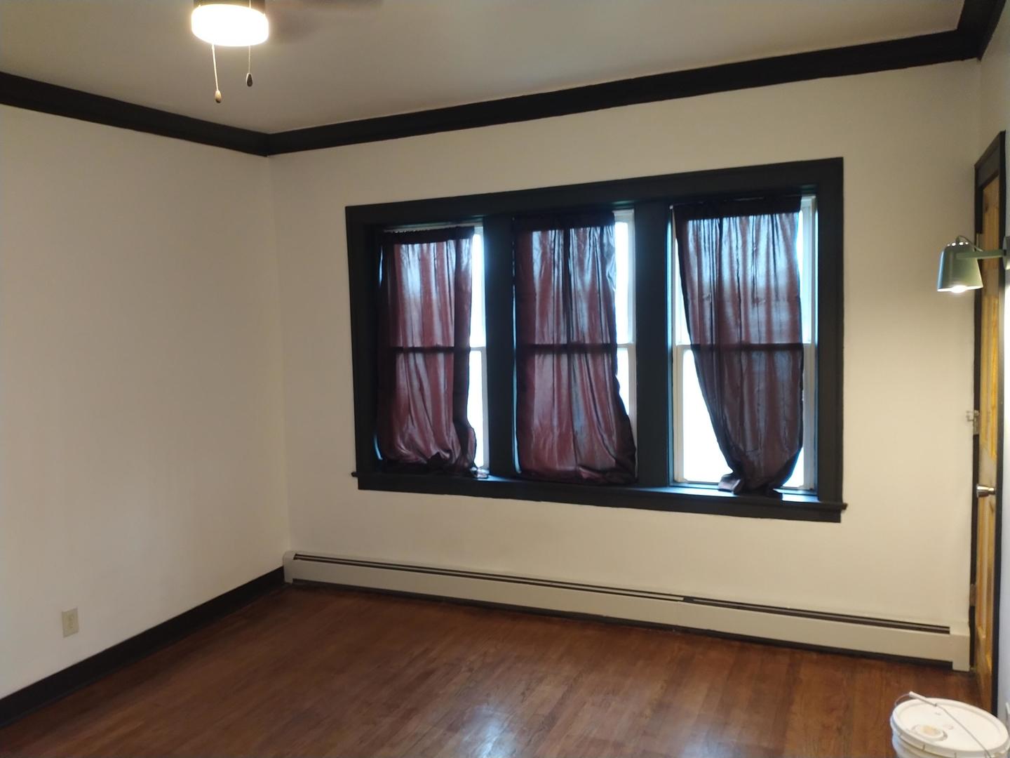 6223 S Vernon Avenue Property Photo 6
