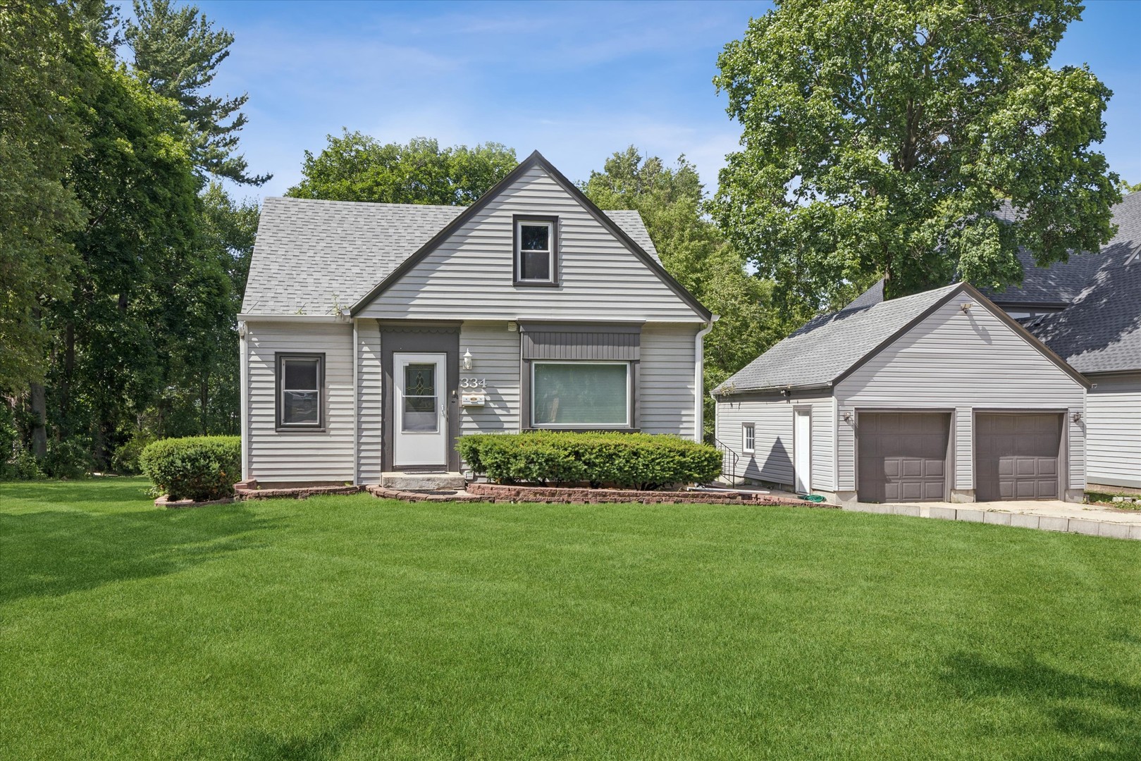 334 55th Street Property Photo 1