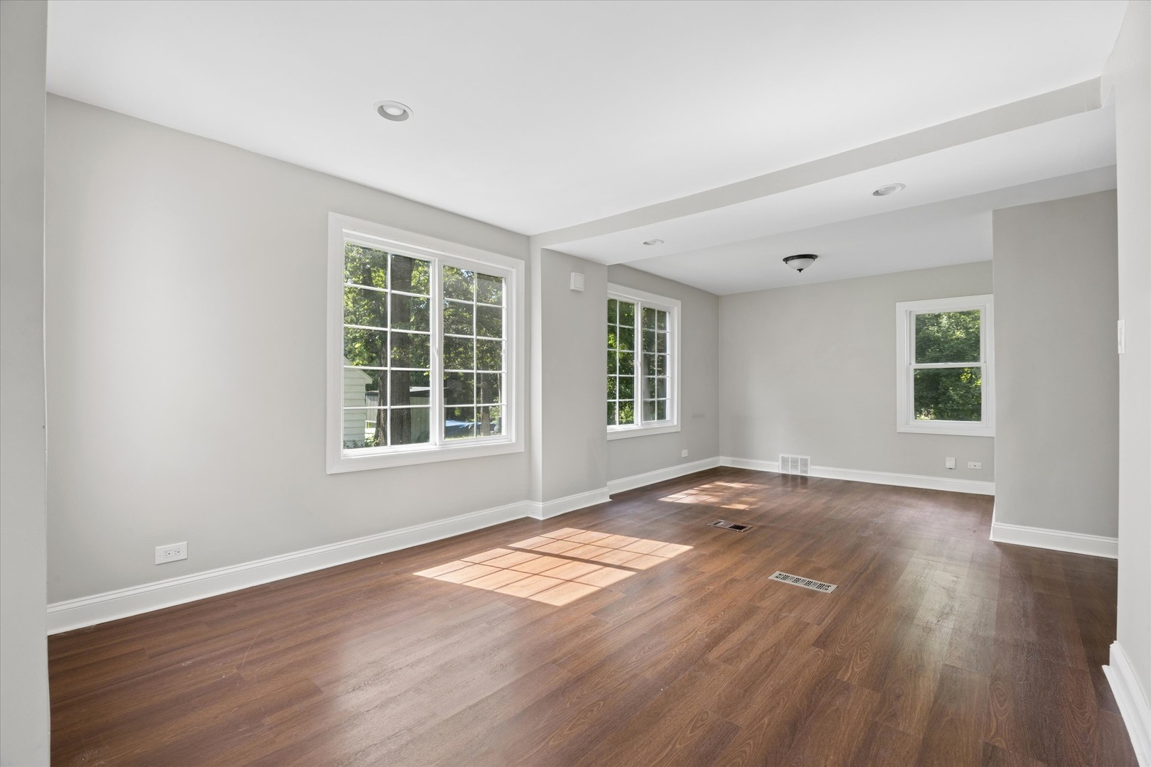334 55th Street Property Photo 3