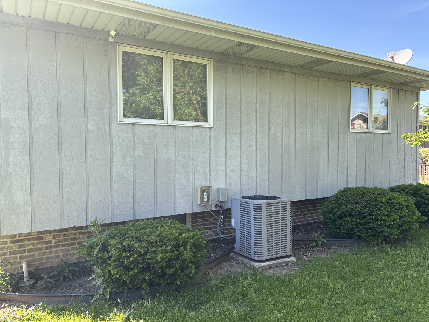 16537 Spangler Road Property Photo 4