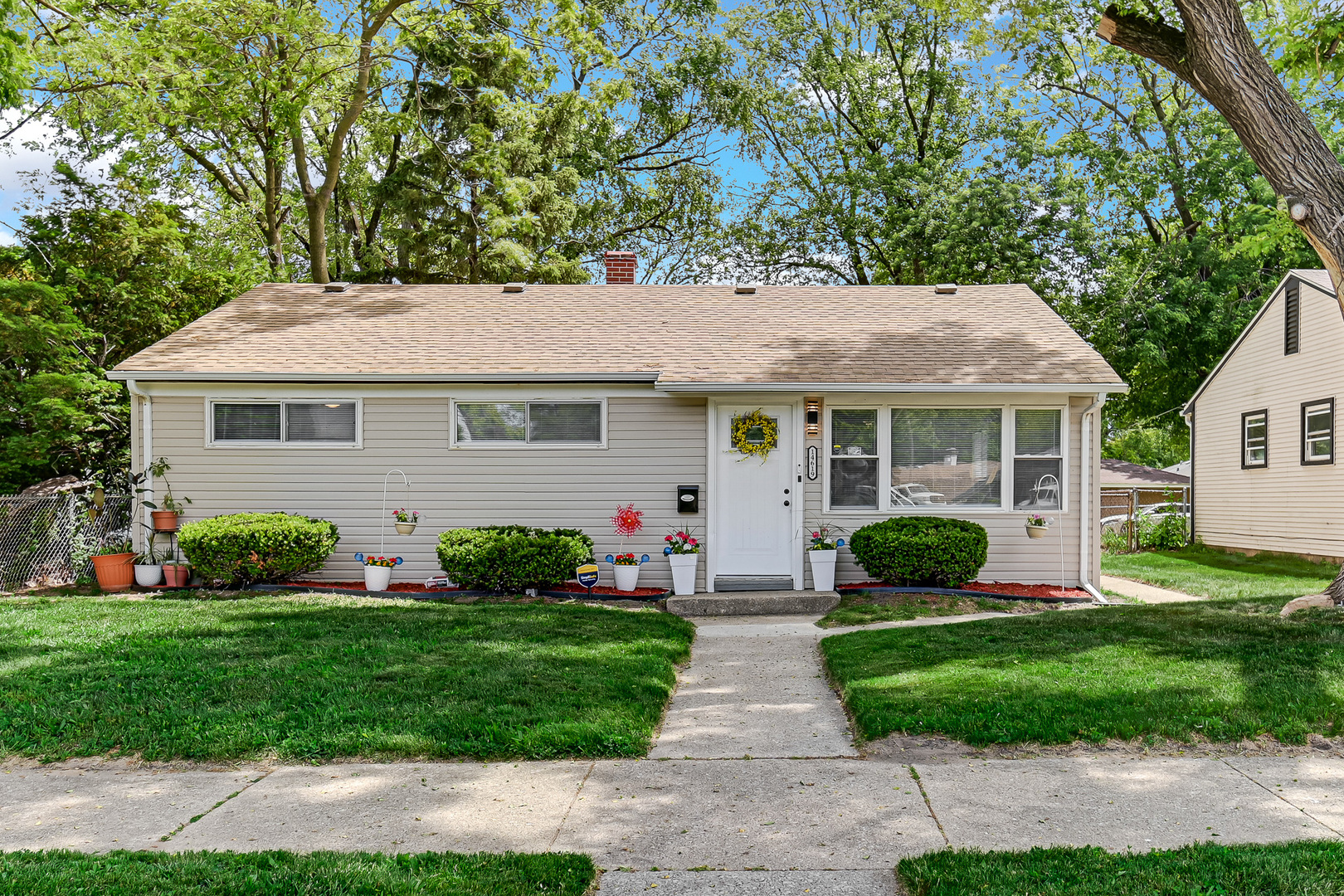 14619 Minerva Avenue Property Photo 2