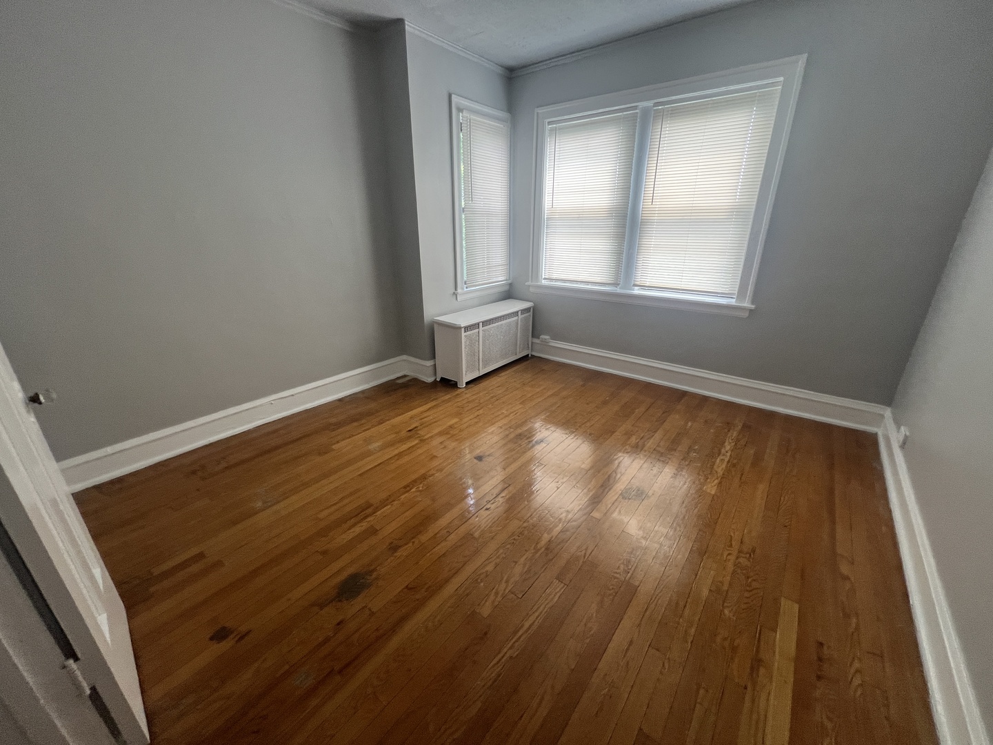 9300 S Bishop Street 3 Property Photo 3
