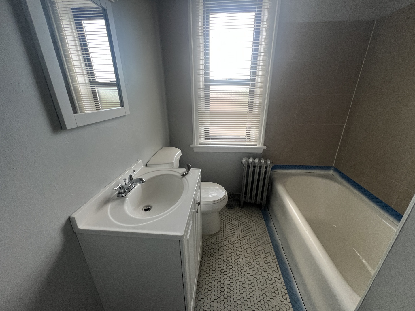 9300 S Bishop Street 3 Property Photo 6