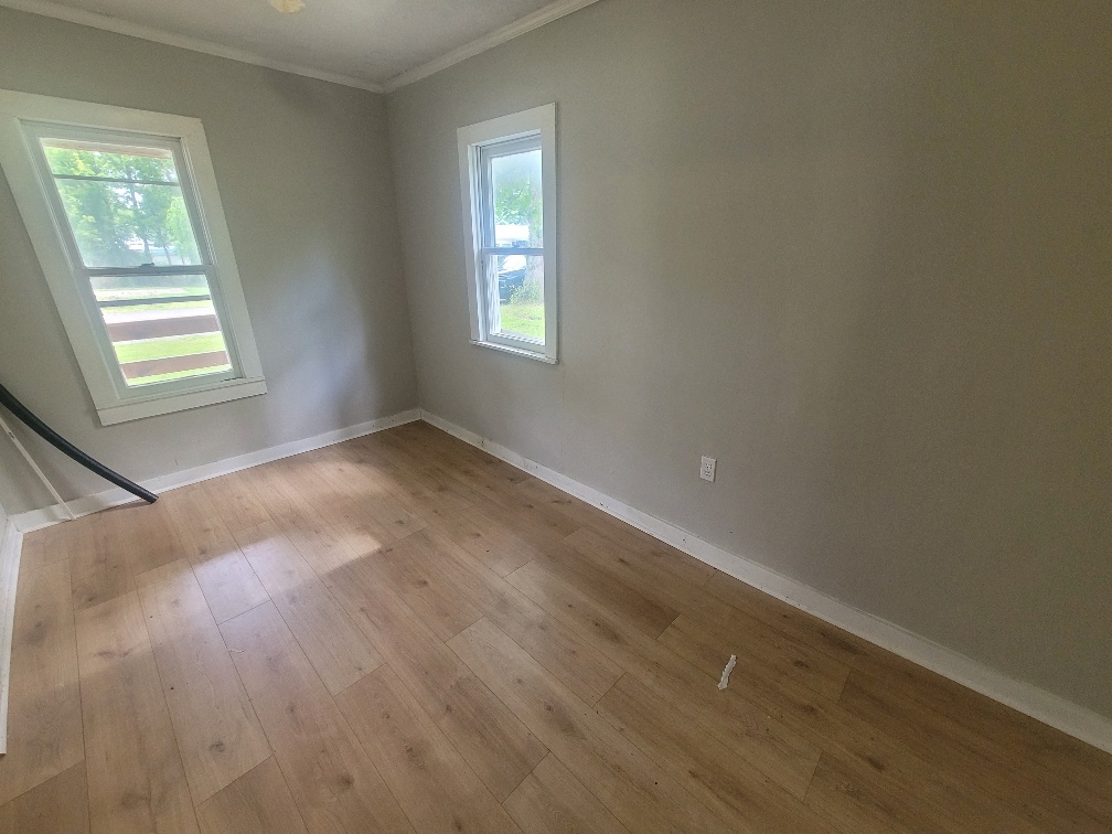 301 E Olive Street Property Photo 14