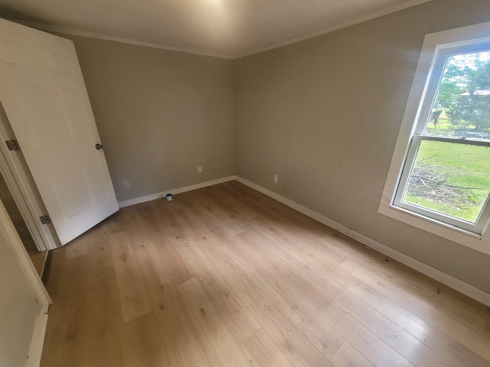 301 E Olive Street Property Photo 16
