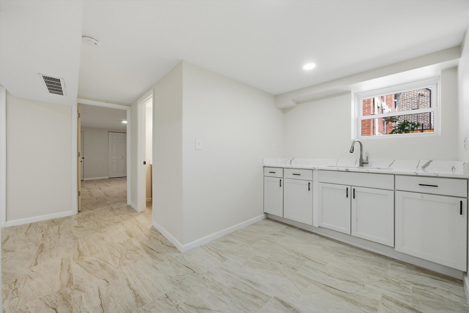 3907 W Marquette Road Property Photo 20