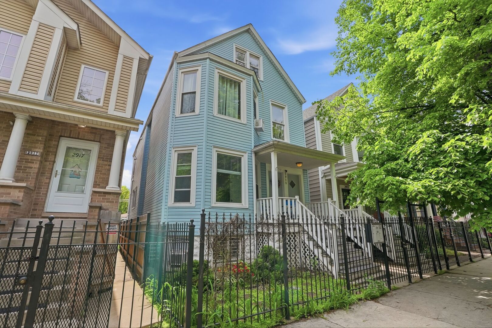 2915 N Dawson Avenue Property Photo 1