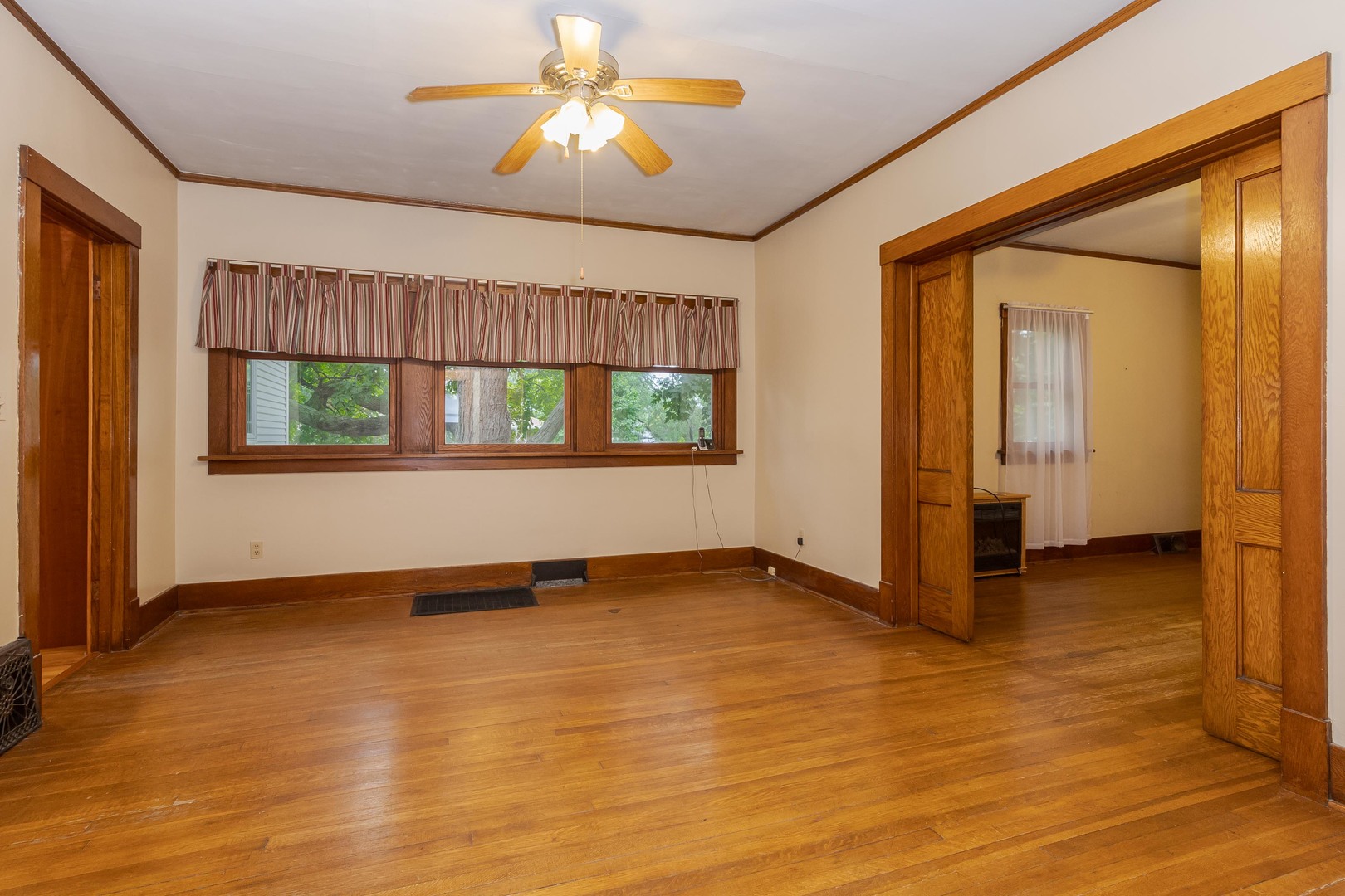 316 E Cleveland Street Property Photo 11