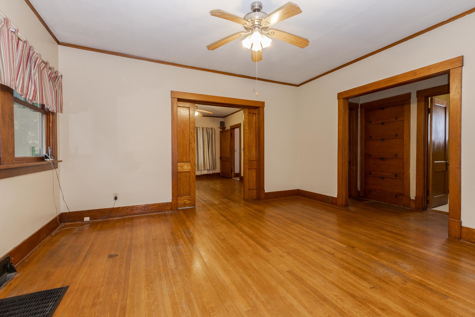 316 E Cleveland Street Property Photo 12