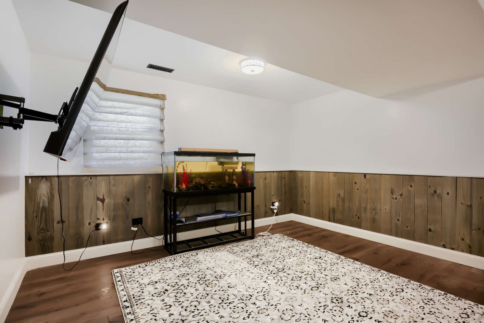 5257 Arquilla Drive Property Photo 10