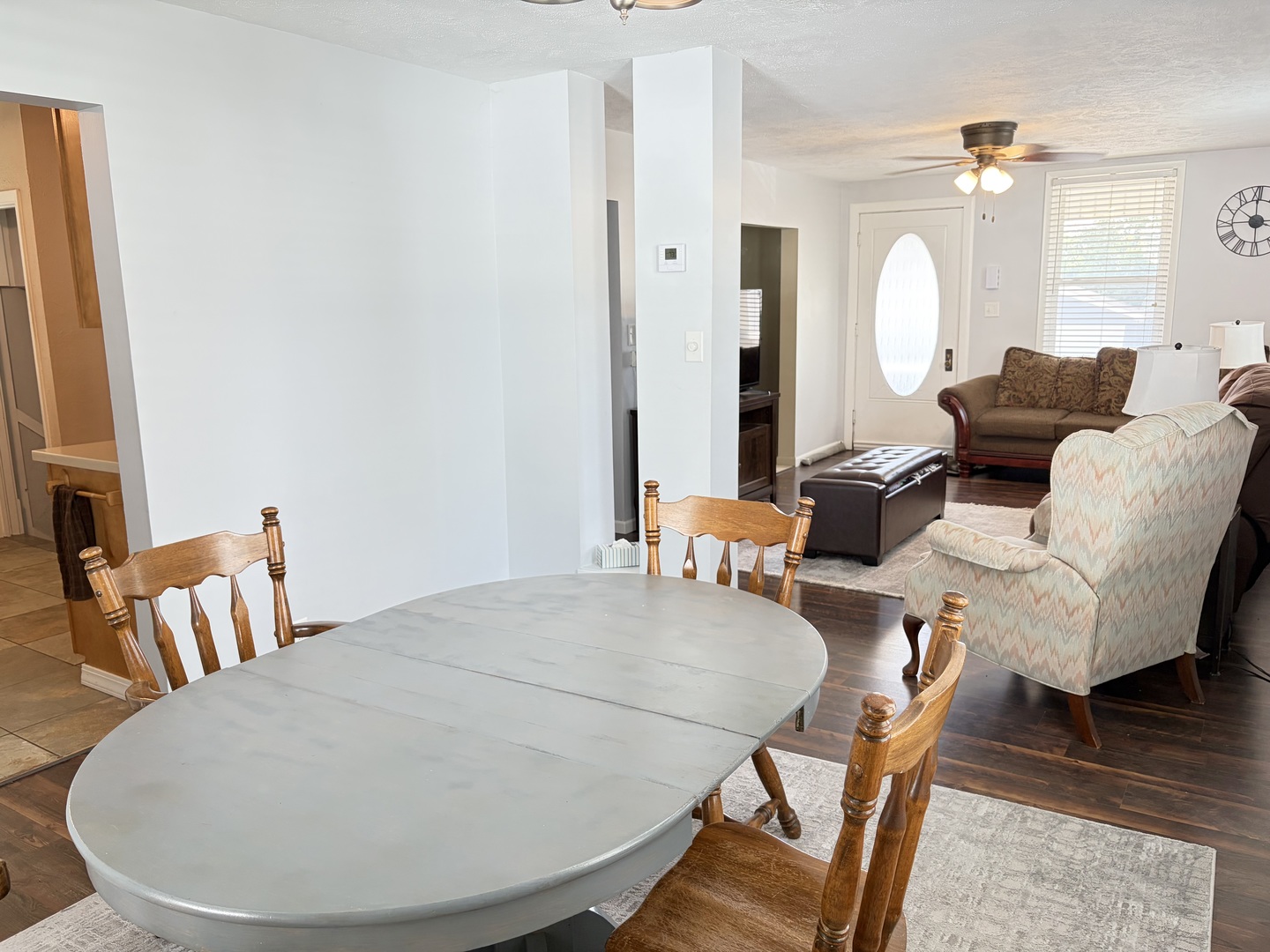 1210 S Oak Street Property Photo 6