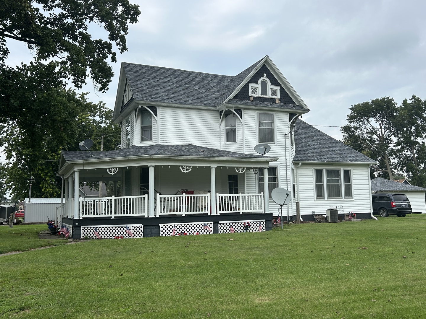 108 S Gray Street Property Photo 11