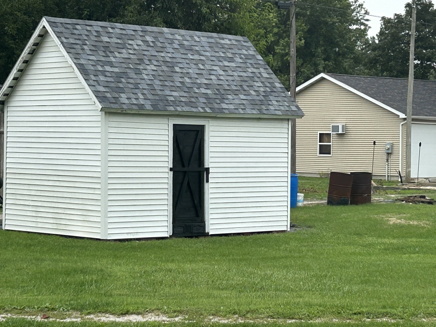 108 S Gray Street Property Photo 12