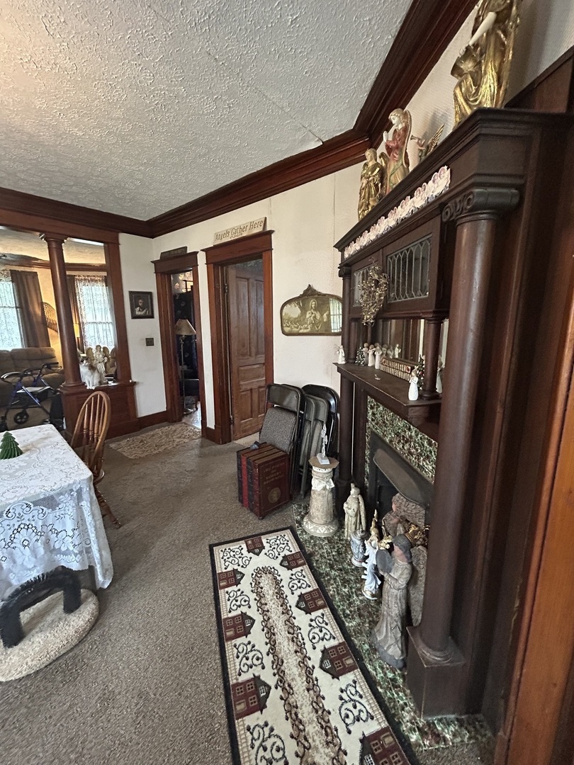 108 S Gray Street Property Photo 21