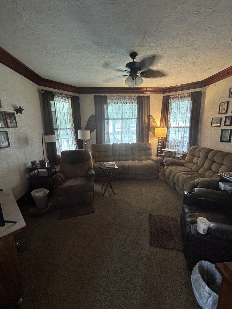 108 S Gray Street Property Photo 26