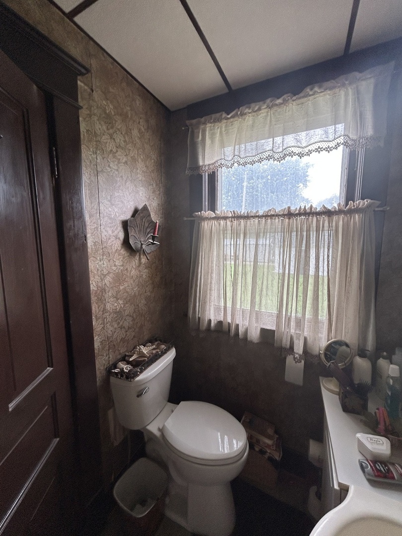 108 S Gray Street Property Photo 34