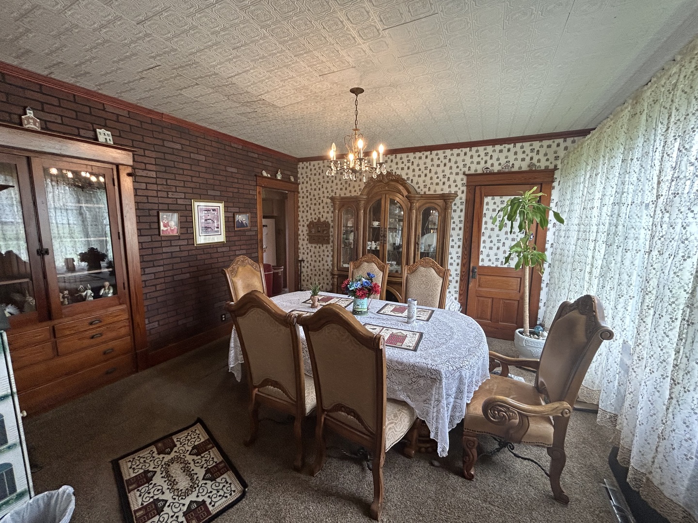 108 S Gray Street Property Photo 46