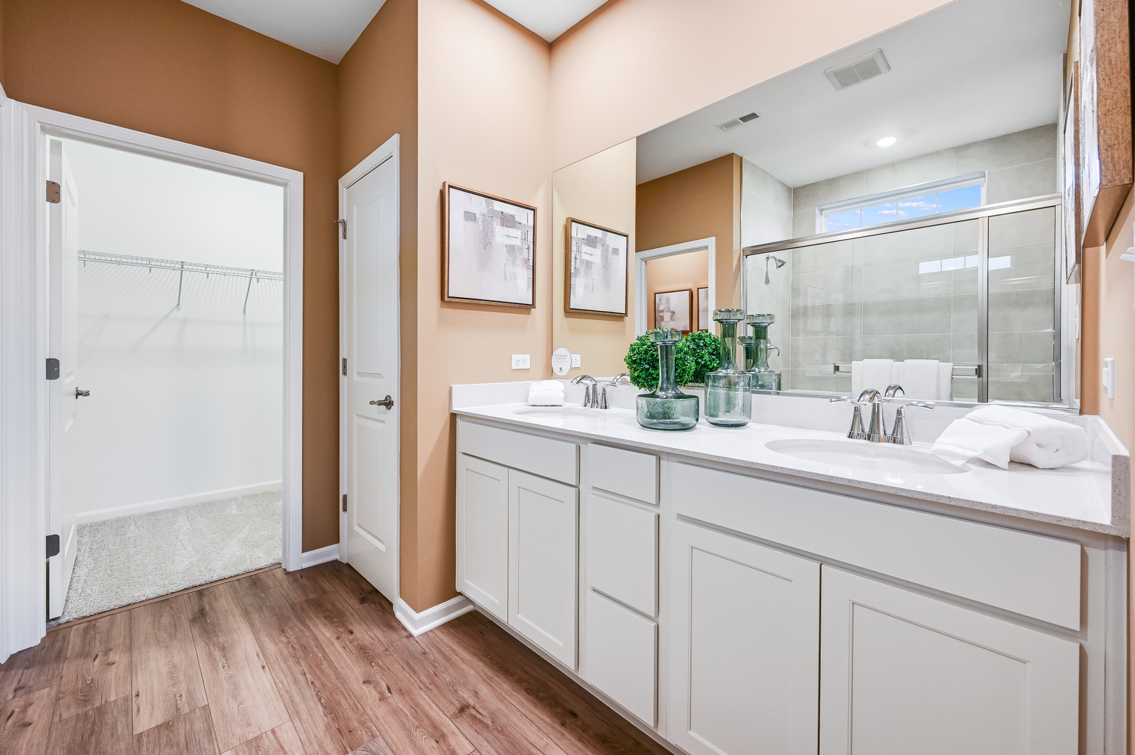 1807 Lakes Park Drive Property Photo 13