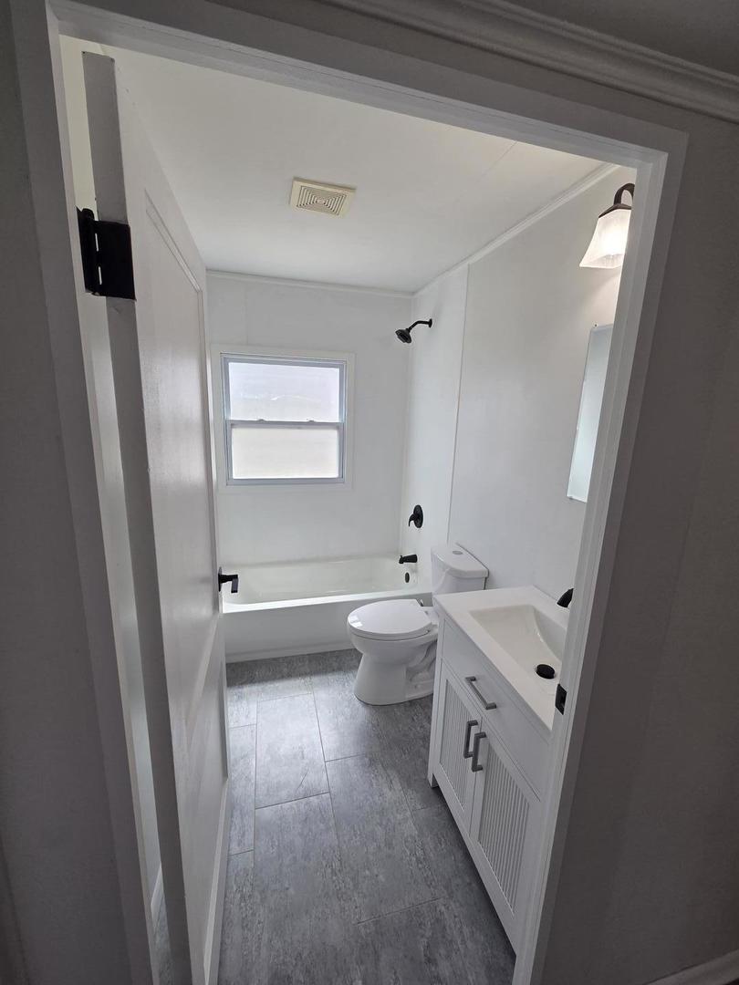 524 Amsterdam Street Property Photo 15