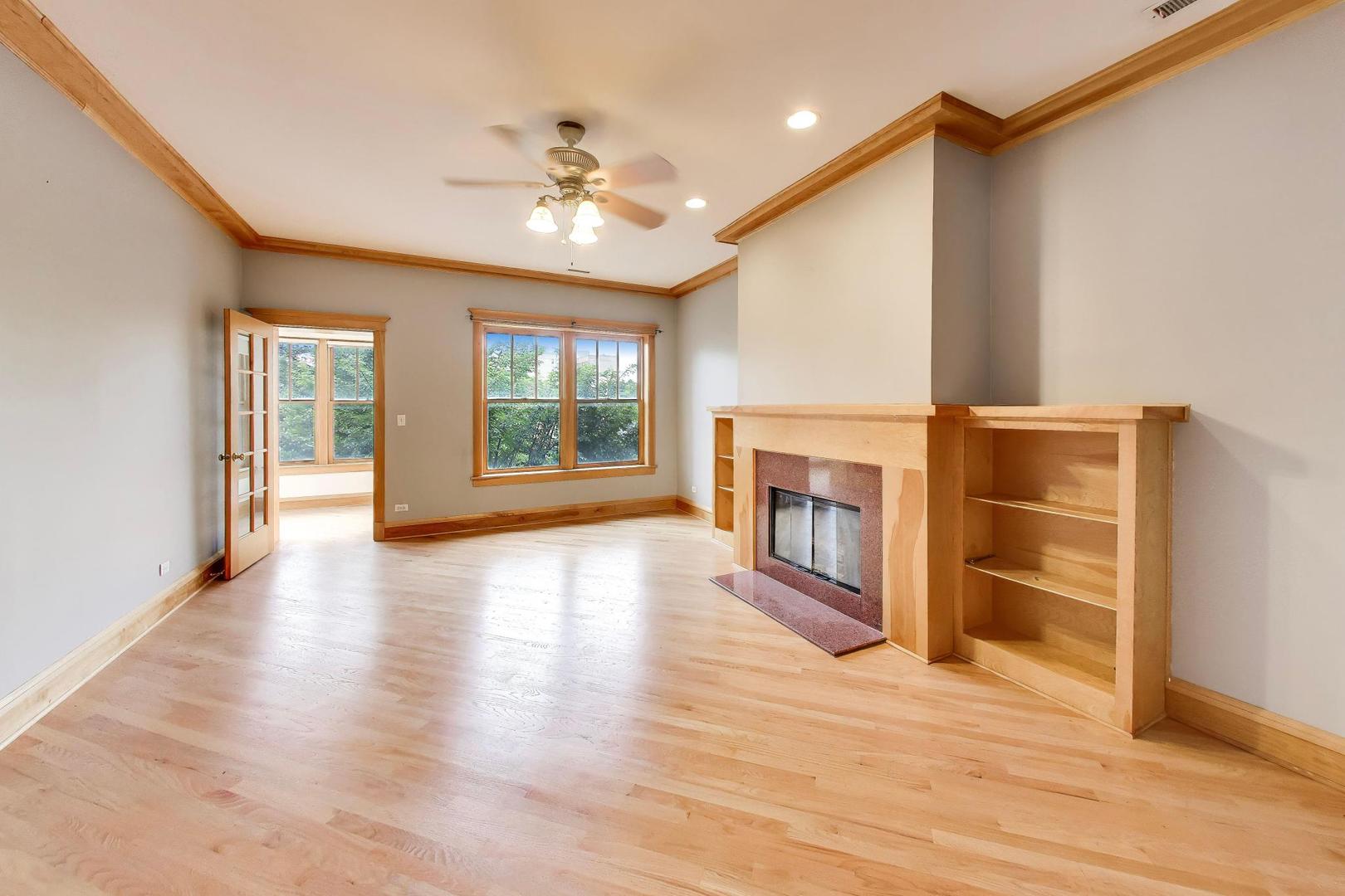 6741 N Sheridan Road 2s Property Photo 2