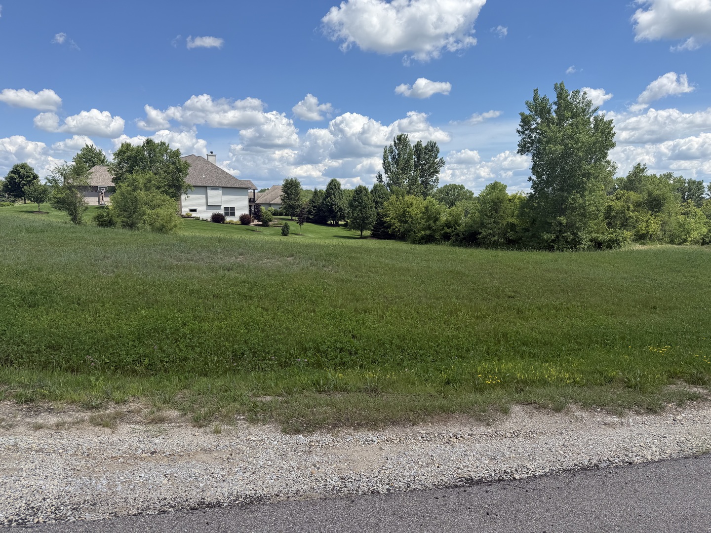 12669245 Property Photo 2