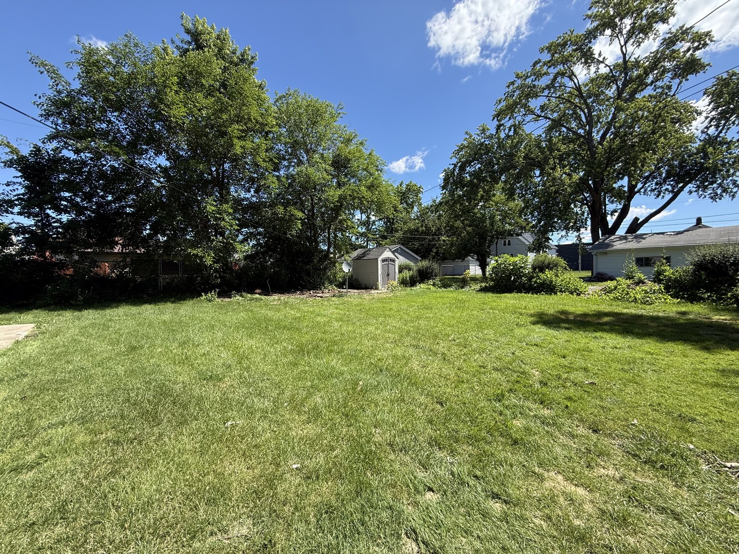 19 W 36th Place Property Photo 23