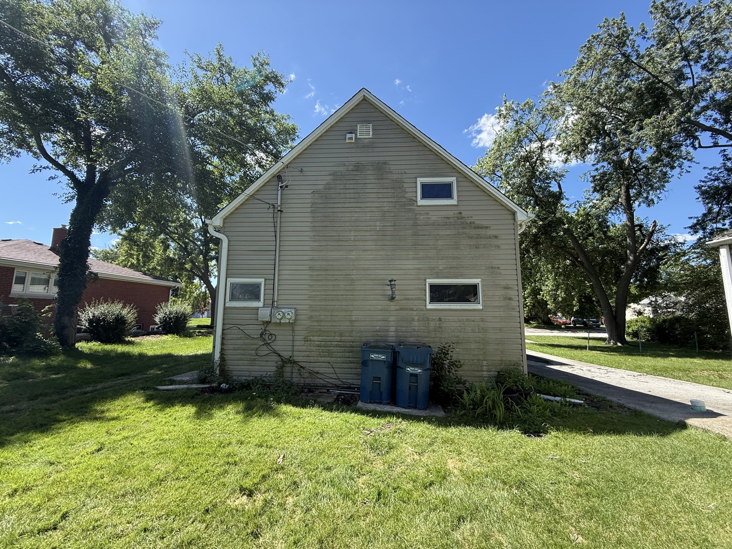 19 W 36th Place Property Photo 25