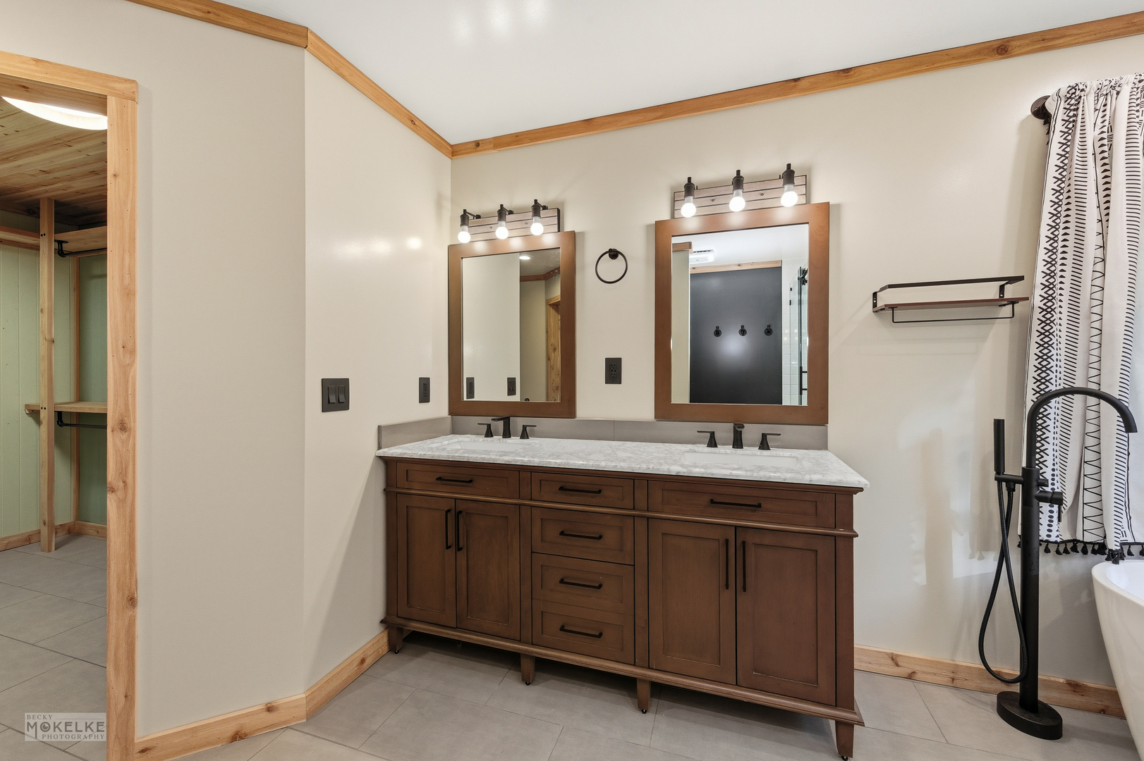97 Crooked Creek Drive Property Photo 11