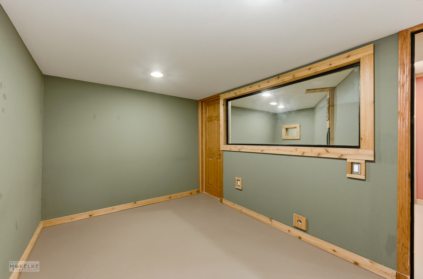 97 Crooked Creek Drive Property Photo 20