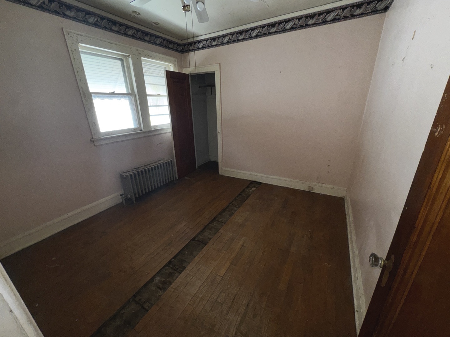 1914 S 19th Avenue Property Photo 5