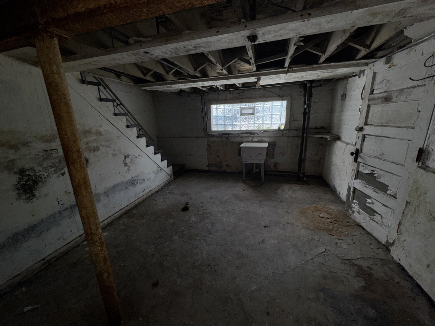 1914 S 19th Avenue Property Photo 9