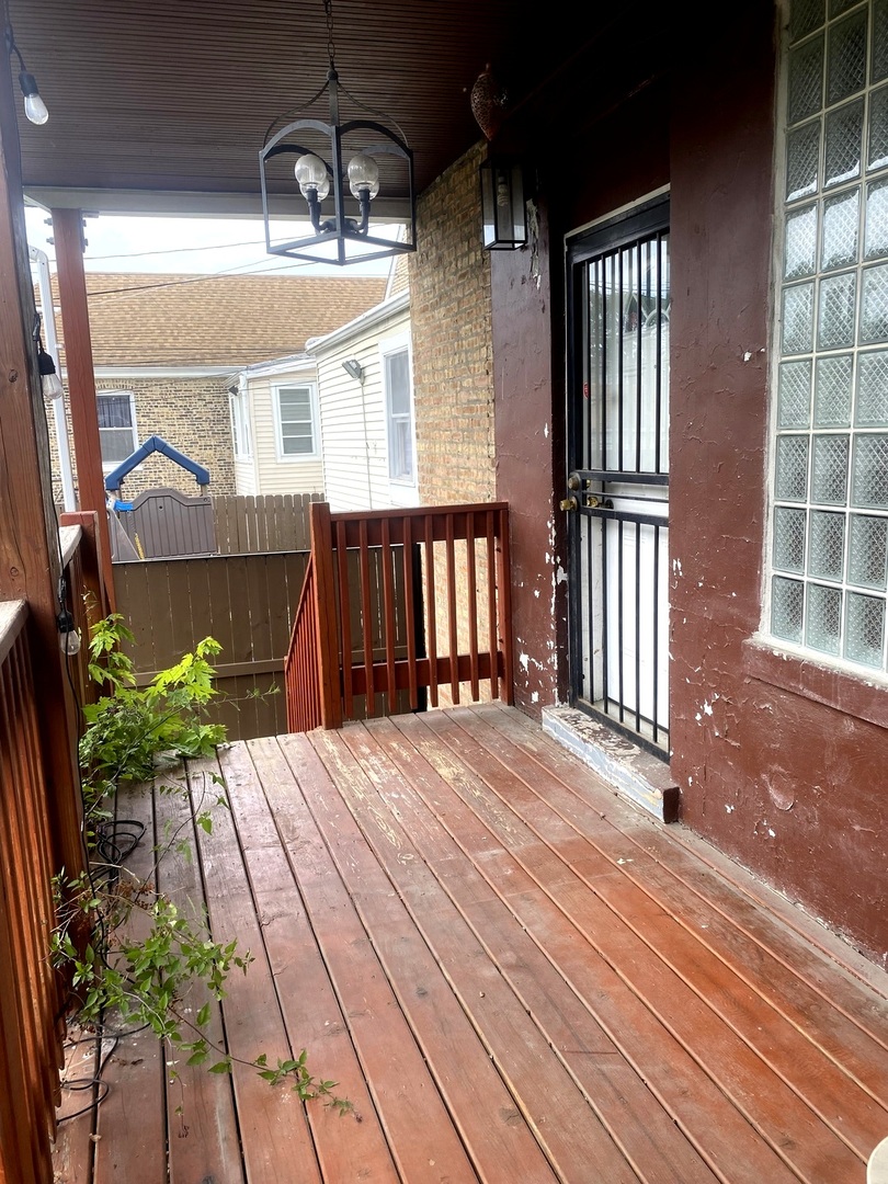 6433 S Talman Avenue Property Photo 20